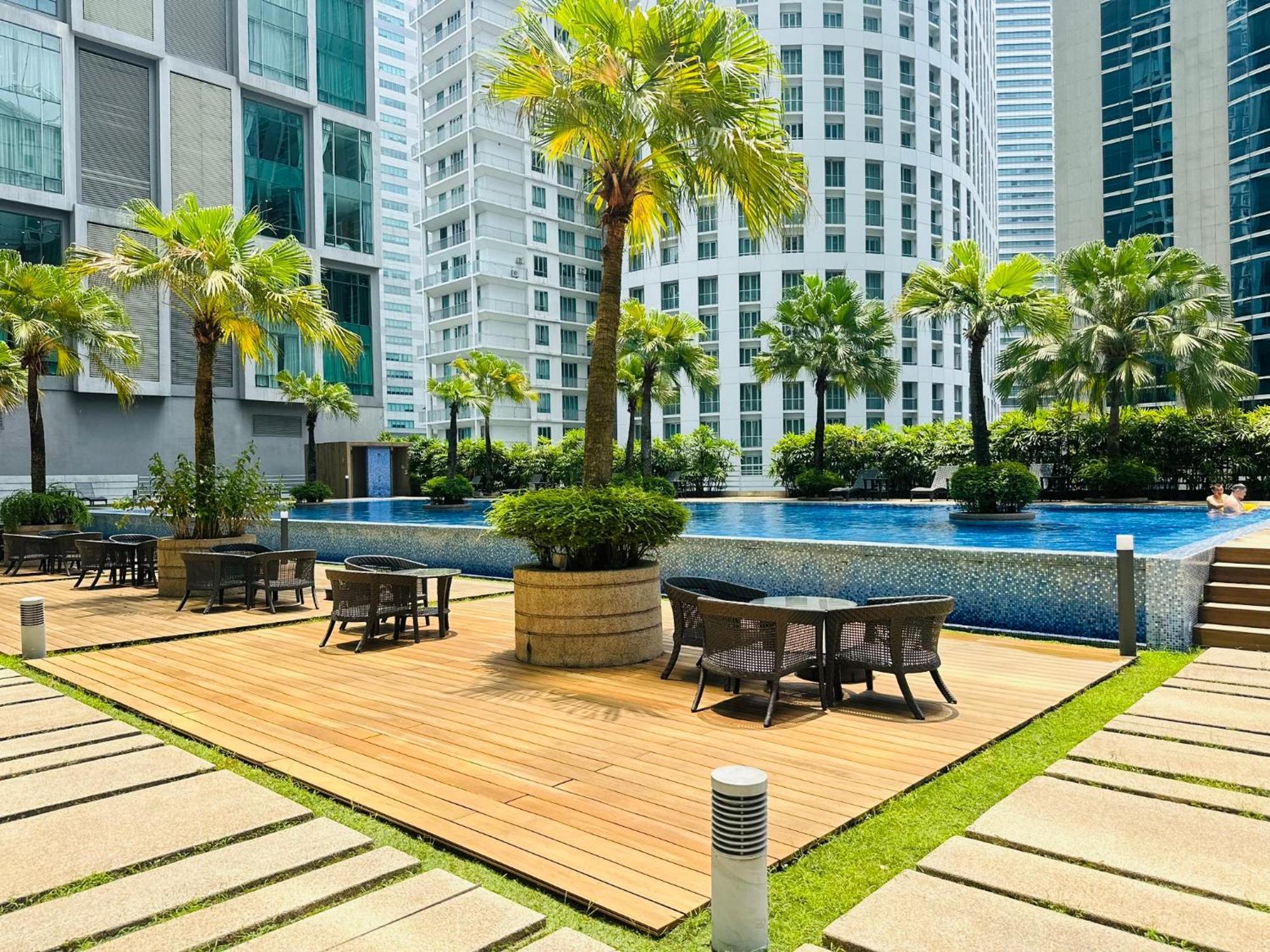 Soho Suites Klcc By Comfort Suites Κουάλα Λουμπούρ Εξωτερικό φωτογραφία