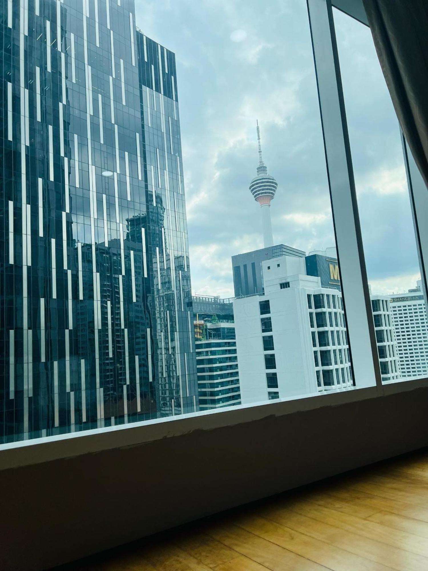 Soho Suites Klcc By Comfort Suites Κουάλα Λουμπούρ Εξωτερικό φωτογραφία